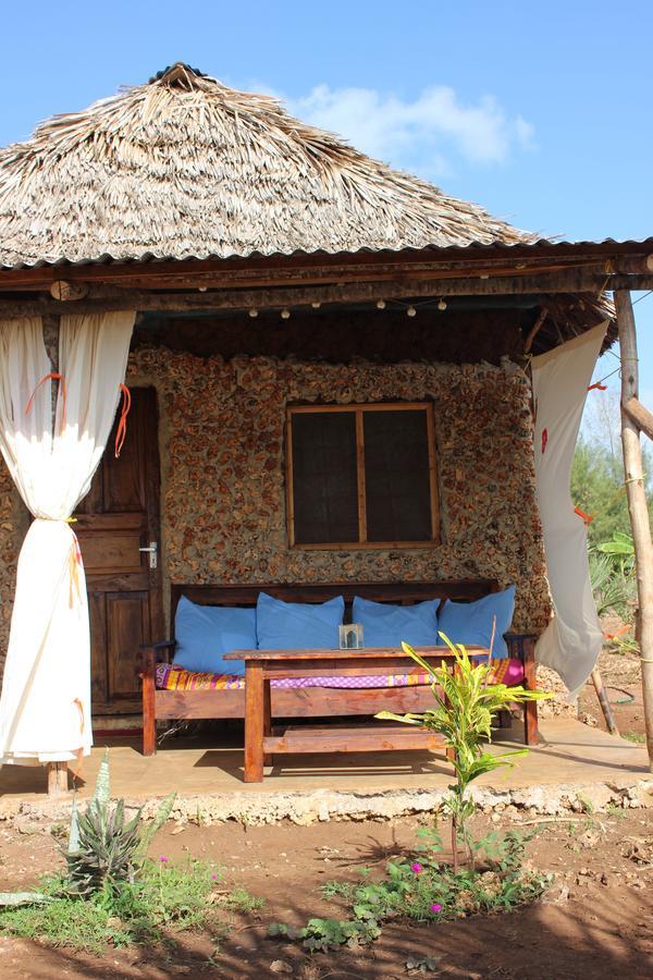 Bahati Diani House Glamping Diani Beach Eksteriør billede