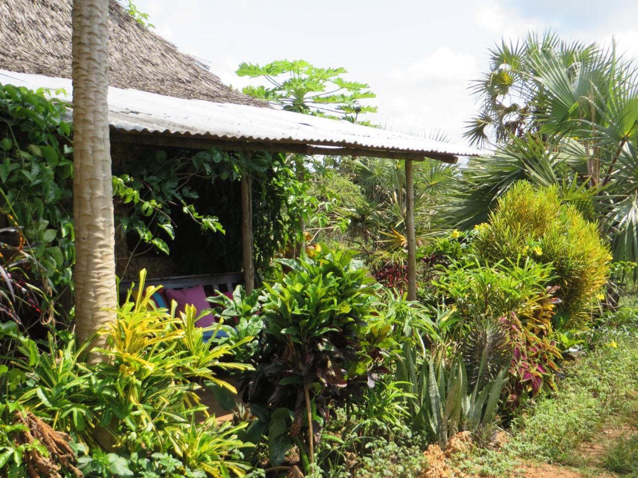 Bahati Diani House Glamping Diani Beach Eksteriør billede